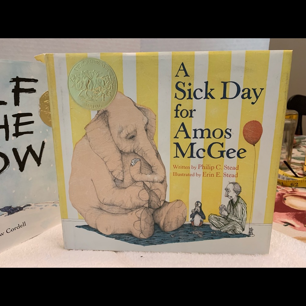 Bundle of 2 children’s books.  Must read on. - Picture 3 of 5